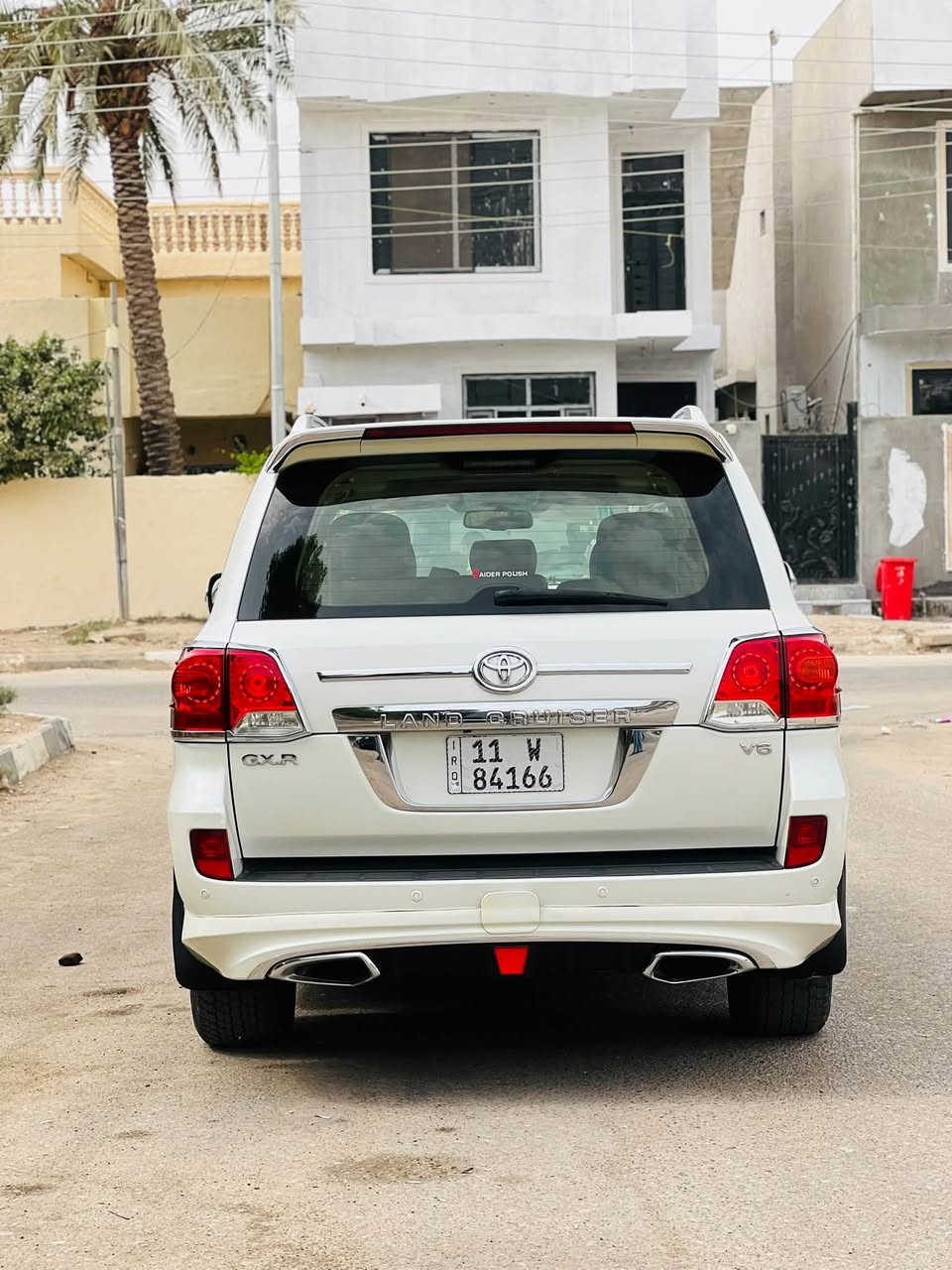 لاندكروزر • ٢٠١٤ • رقم بغداد