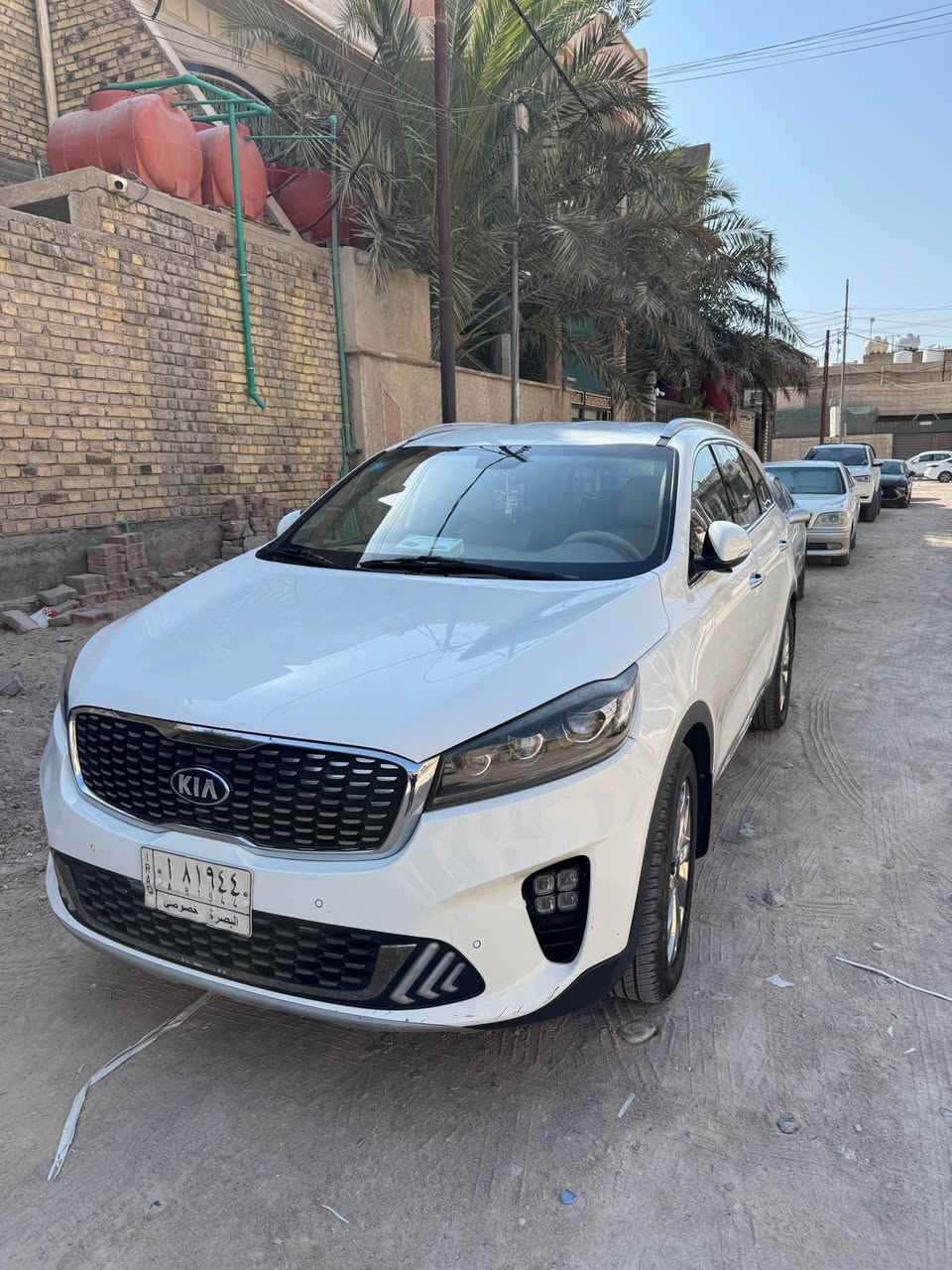 السياره مكفوله مثل ما شفت بالصور مكينه كير تبريد كلشي ع بلاد السياره ماشيه ١٠٥ الف 
السعر ٢٦٠$  
مكان السياره البصره دور النفط
للتواصل /*********** البصرة, العراق

