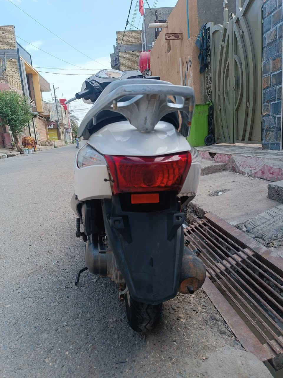 دراجه سبيسي  للبيع نضافه تامه تخم تاير جديد تجفيت صارله 3 ايام  غراض مكينه كله كوري أصلي شركه..مكاني رفاعي.....***********
