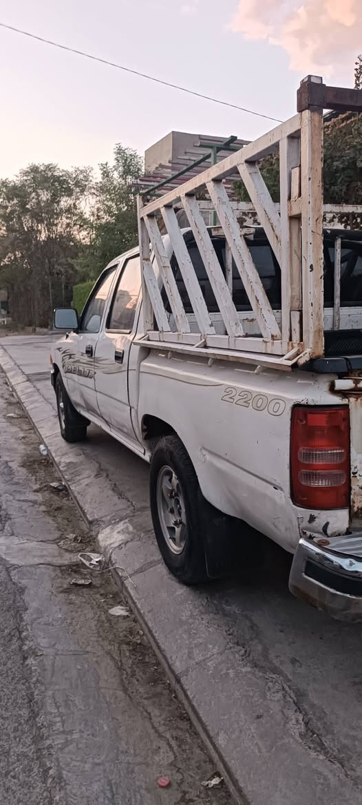 پیکاب فاو ، 2001 سەیارەکە بێ عەیبە گێڕ و مەکینە و ئەکسل و شانسی بە شەرت ـ ڕەقەم*********** أربيل, العراق
