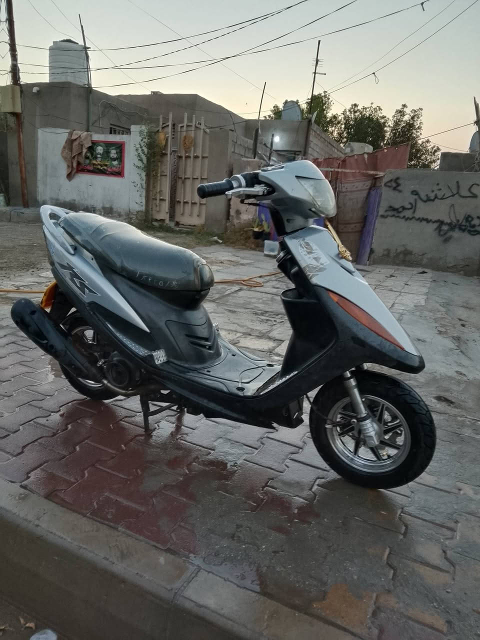 دراجه ماكس عدله فول مكينته ناعمه تخبل ما مفتوحه فول الدراجه كارتون جديده ختم واحد بيه تزويد بلادي وكله اصلي عداد الكتروني الدراجه مال جناي ربع ما ذب عليه كبل للشارع كله شغاله سلف هندر مرتبه السعر 625وبيه مجال المكان دوانيه الرقم ***********
