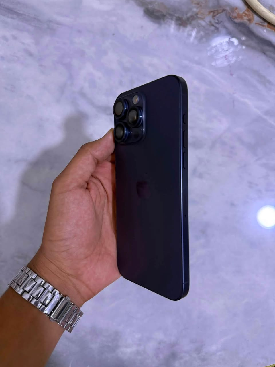 iPhone 15 pro max
- ذاكرة 256 
- شرق اوسط ، AA/A
- بطارية 100
- عدد دورات 30
- جهاز بحالة وكالة

ملاحظة // فقط البطارية مبدلة مستعملة وتقرا رسالة 

صرفة يخبل 

📍بابل 

- سعر مناسب كلش

للإستفسار خاص او الاتصال 
☎️ ***********
