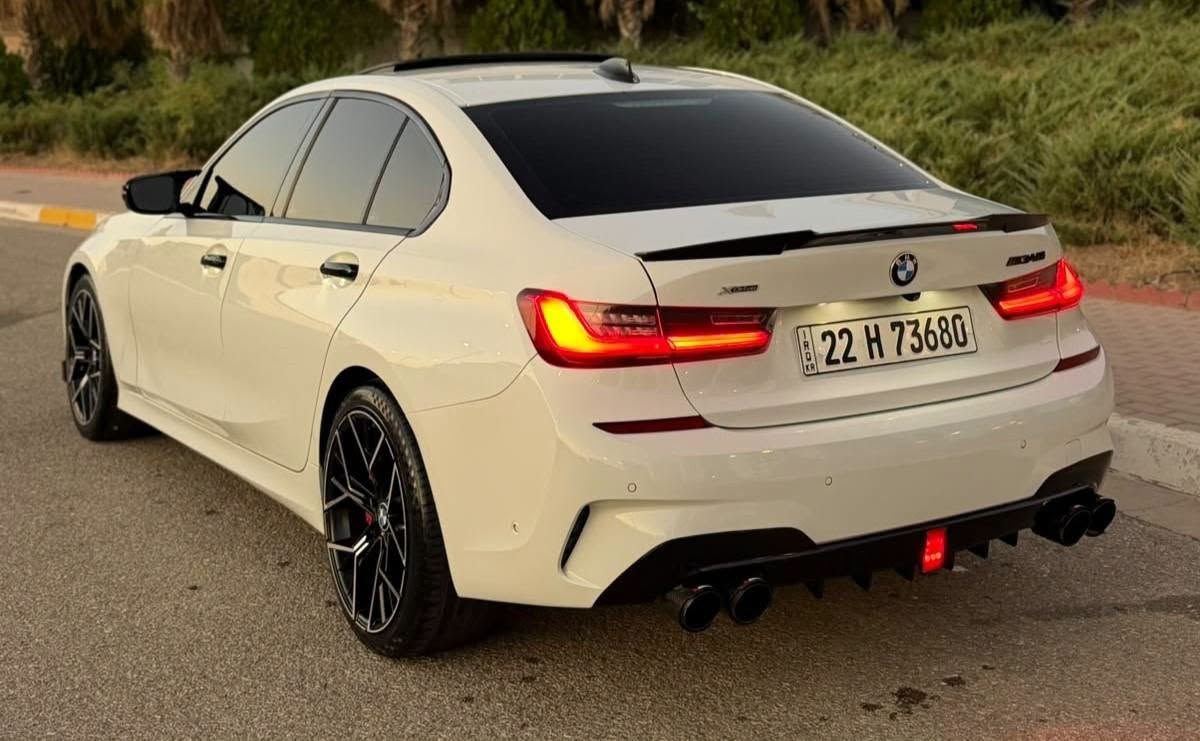 بي ام دبليو 330i S Drive  2020 محدثة 340i Kit
دفيوزر ولحية وويلات 540
تايرات جديدة داخلية جلد أحمر نفس البلادي دبي
عتر LED صندوق شفت تبريد مركزي شاشة كبيرة
كيج بلادي إلكتروني
رادار
كشنات كهربائية وتدفئة وخزن
3 مودات Sport وComfort وEco Pro
شاشة الكيج مبرمجة M3 و330
السيارة ستوك وعضو شركة
كير ومحرك بشرط ما مفتوح
السيارة مسويلها سيرفس كامل
سنوية هزة براد جديدة
الممشى 64 ألف ميل
3 قطع ونص صبغ
شبرين بارد صبغ صغير بدون داخل
رقم الشاصي VIN 3MW5R1J0XL8B13915

رقم صاحب سياره
***********
