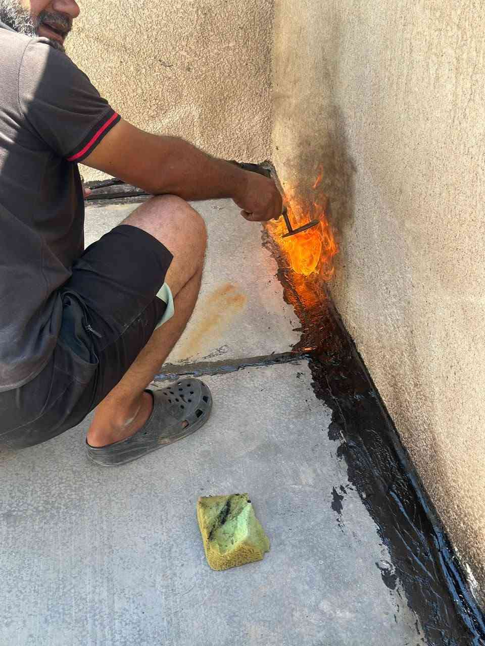 السلاك عليكم ورحمة الله وبركاته عمل ماستك سطوح بااسعار مناسبة***********
