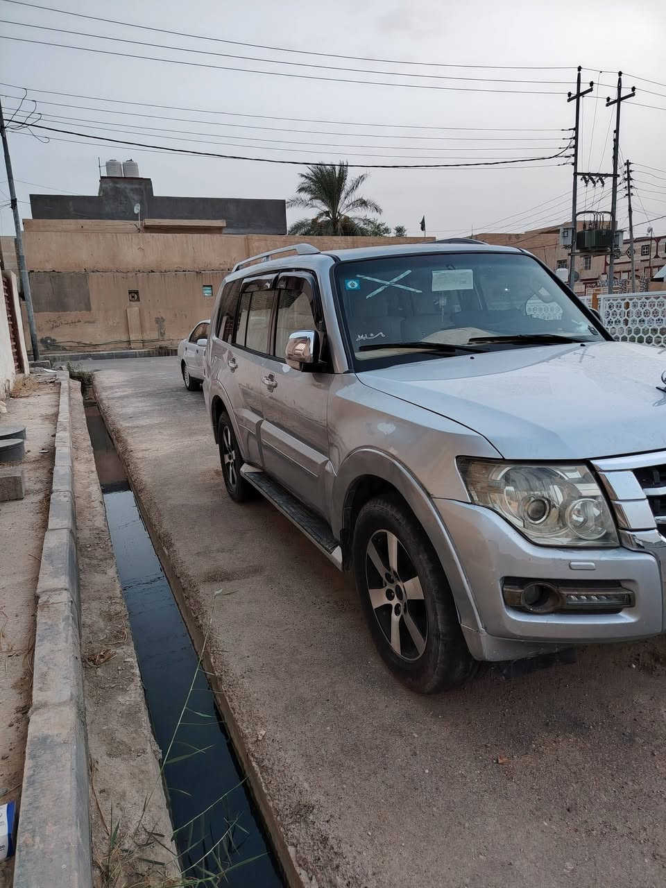 باجيرو حبتور موديل 2008 فول مواصفات سيارة جاهزة ماعدا المكينة بيها كازكت ب 80وبيها مجال للاتصال
***********
باجيرو حبتور موديل 2008 فول مواصفات سيارة جاهزة ماعدا المكينة بيها كازكت ب 80وبيها مجال للاتصال
