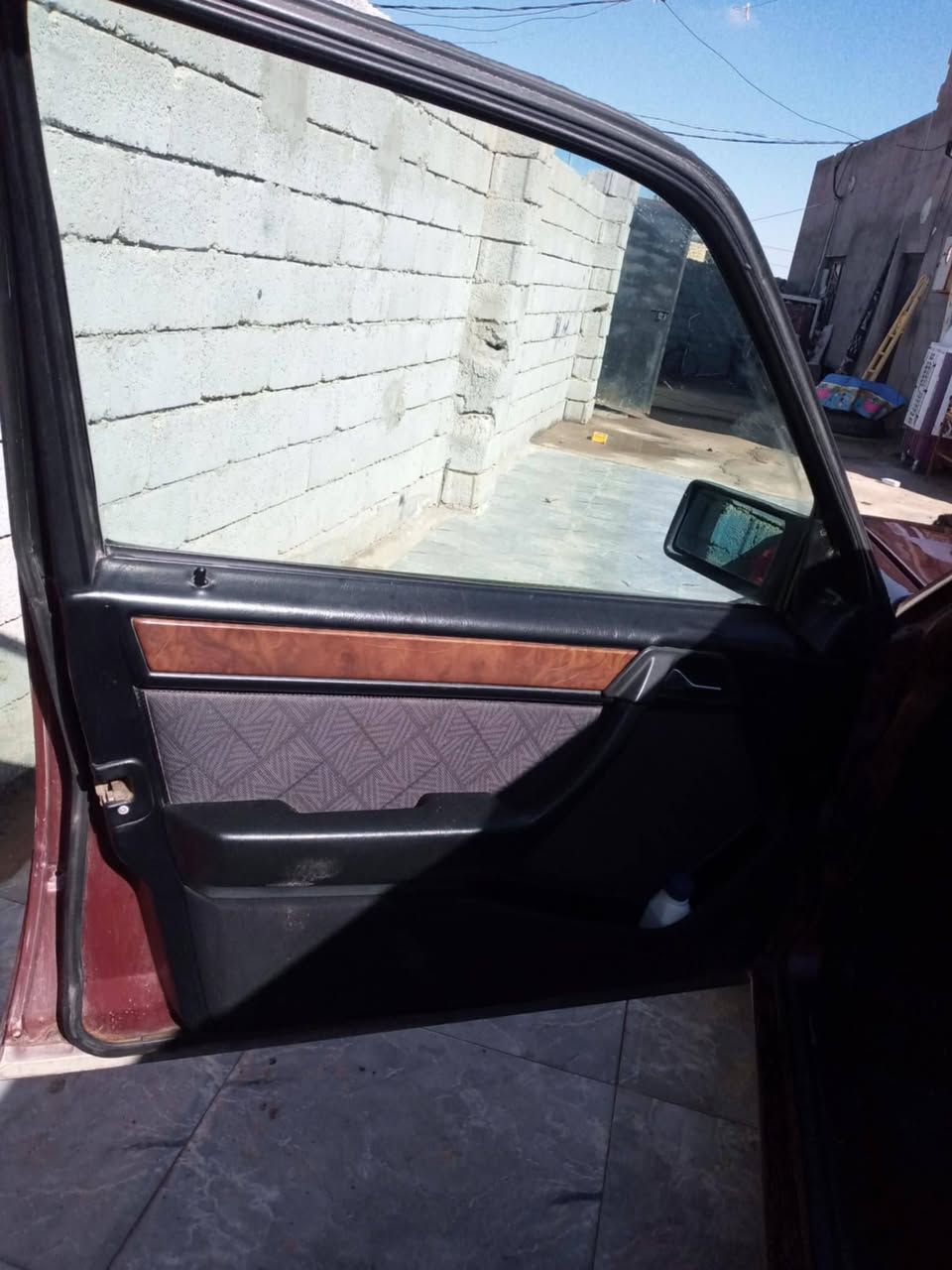 سلام عليكم ورحمه الله وبركاته سياره مرسيدس دب موديل 92 كافه مواصفات تخم تاير حداديه جديده كهربائيات شغاله السنويه بسمي السعر 53 وبيه مجال العنوان ناصريه قضاء الغراف الاتصال على هذه الرقم ***********
