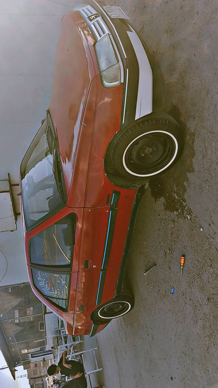 سلام عليكم سياره بيجوو 405 كير ومكينه كورله السياره فرنسي حداديه جديده زوج تايرات جدد تحويل ثاني يوم السياره حلوه ومرتبه احله من الصور مكينه وكير نضافه 90 بل ميه مستعجل ع بيعته عنوان حله نادر الثالثه *********** السعر 20 وبيه مجال بصيط
