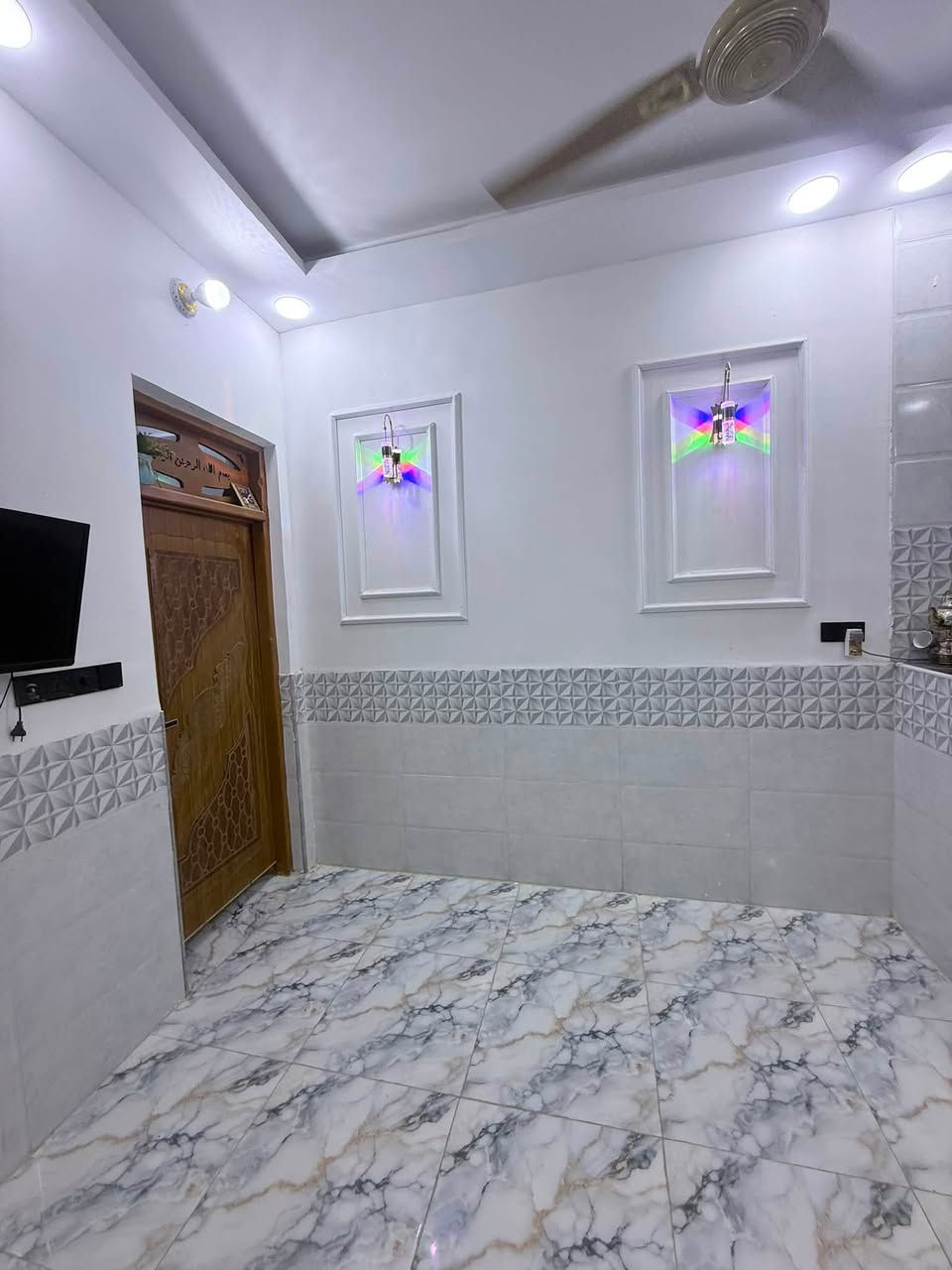 دار للبيع مكانه نجف حي نداء 
قريب عله شارع قنبر منطقت 67
مساحه 50 متر طابق واحد 
صب كون كريت طابوك جمهوري 
حتوي عله غرفه وصاله ومكشوفه وحمام ومطبخ 
سعر مناسب كلش جوه لسوك 

***********
