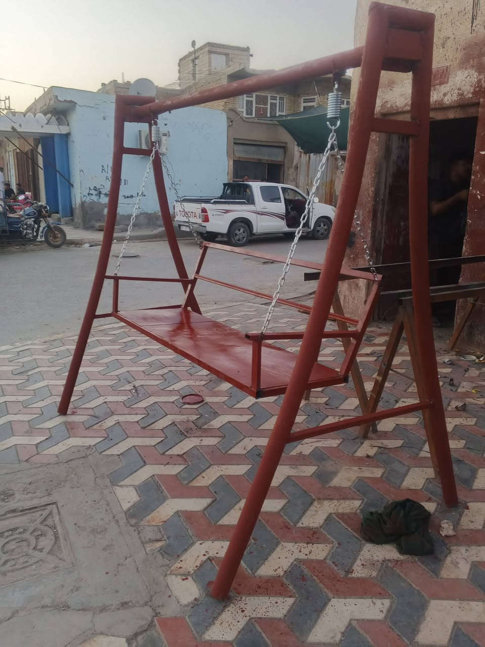 سلام عليكم مراجيح للبيع ***********
