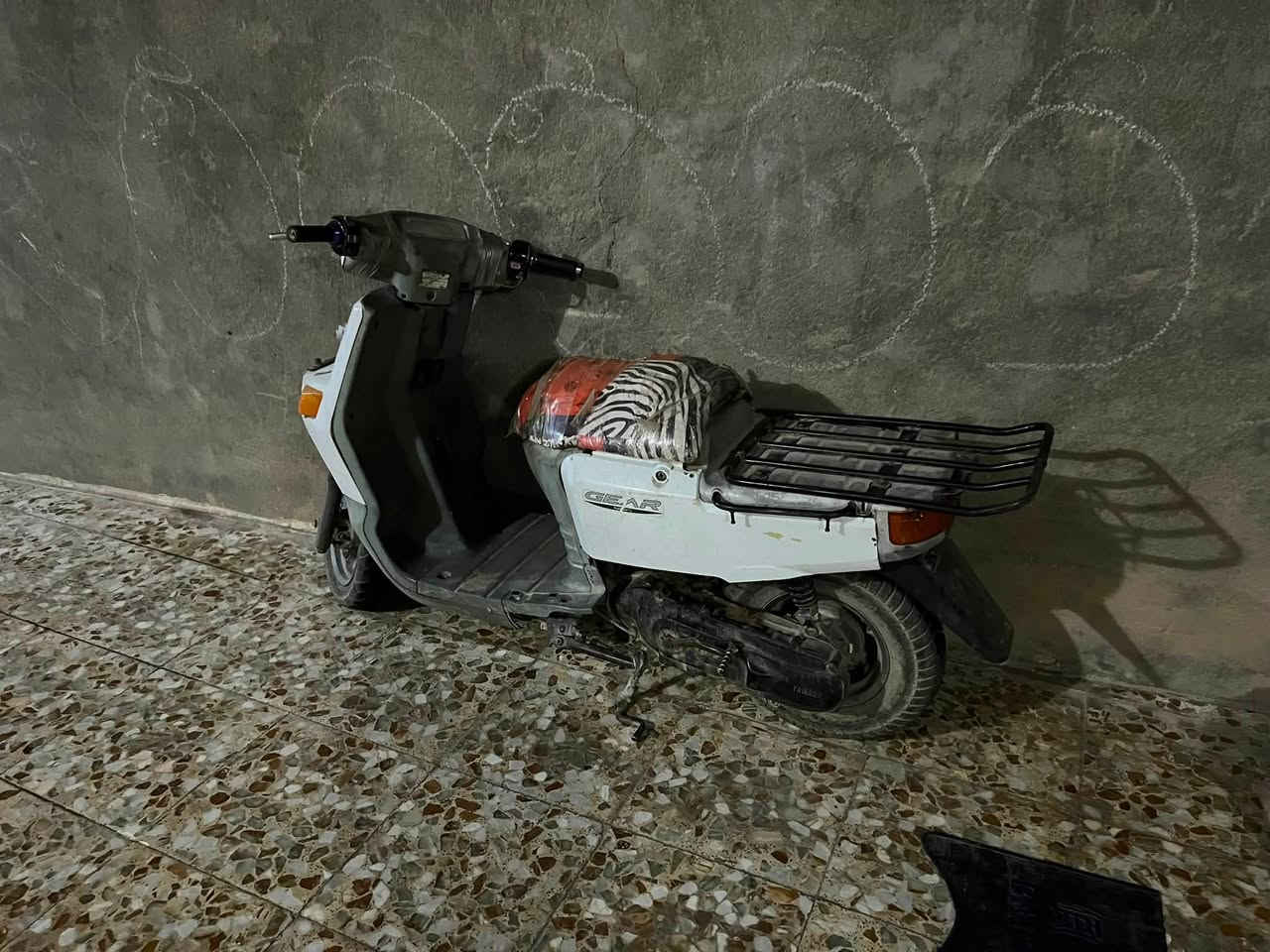 كوم حديد ب٧٥ جاي امشي بيها وطفت
تشتغل جانت كامله سلف هندر اشاير لايتات هورن مكاني ناصريه مركز ***********
