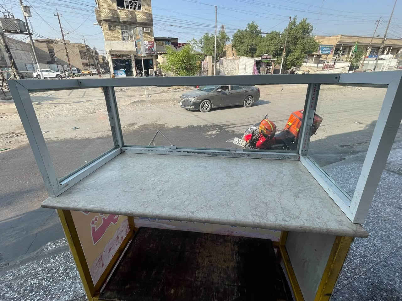 ميز مخبز للبيع سعر 150 الف بغداد البلديات 
***********
