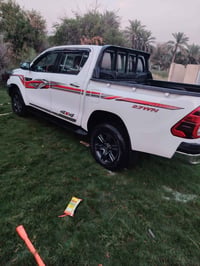 هايلوكس • فور ويل • ٢٠٠٠٠