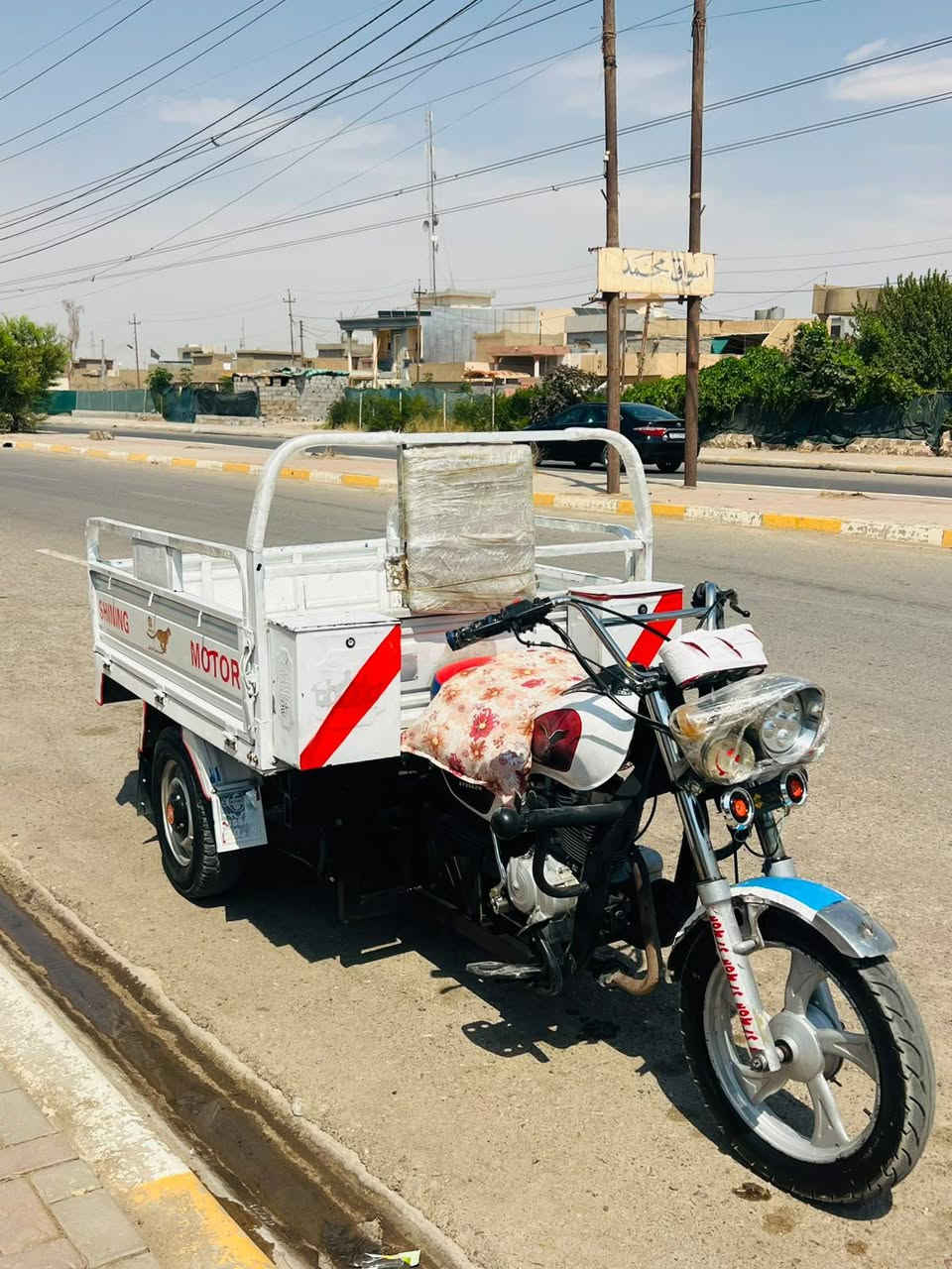 السلام عليكم ستوتة للبيع موديل 2021 أوراق كاملة ستوتة جاهزة من كلشي مكفولة كفالة عامة محرك خير من الله المكان اديالى سراجق لاتصال ***********
