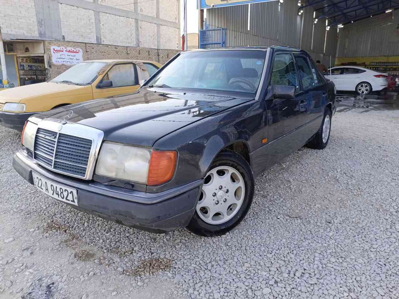 مارسيدس دب موديل 93
محور فيفيتي 3000
رقم اربيل 
راعيها بالنجف
محرك كير حدادية تبريد تايرات باتري كله جديد 
مصبوغة عام
السعر 55وبيه مجال 
مكان السيارة بالديوانية
***********
