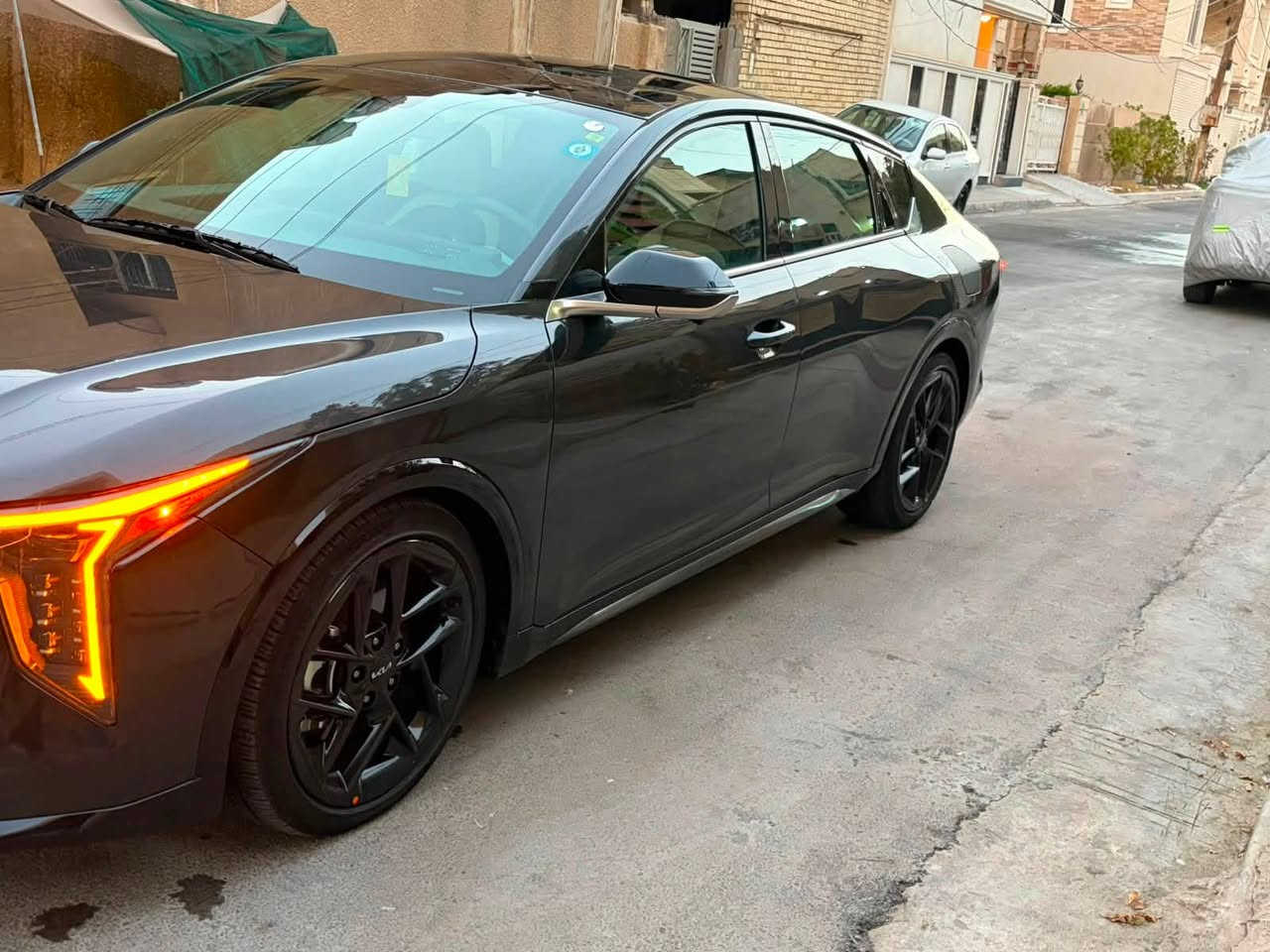K4 2025. 
جيتي لاين. 
السيا فول مواصفات. 
بدون ايرباك ً
 صبغ. فقط قبغ جنطة. 
ماشية. قليل. 
بغداد اليرموك. 
***********
صور الحادث. مرفقة 
تحياتي
