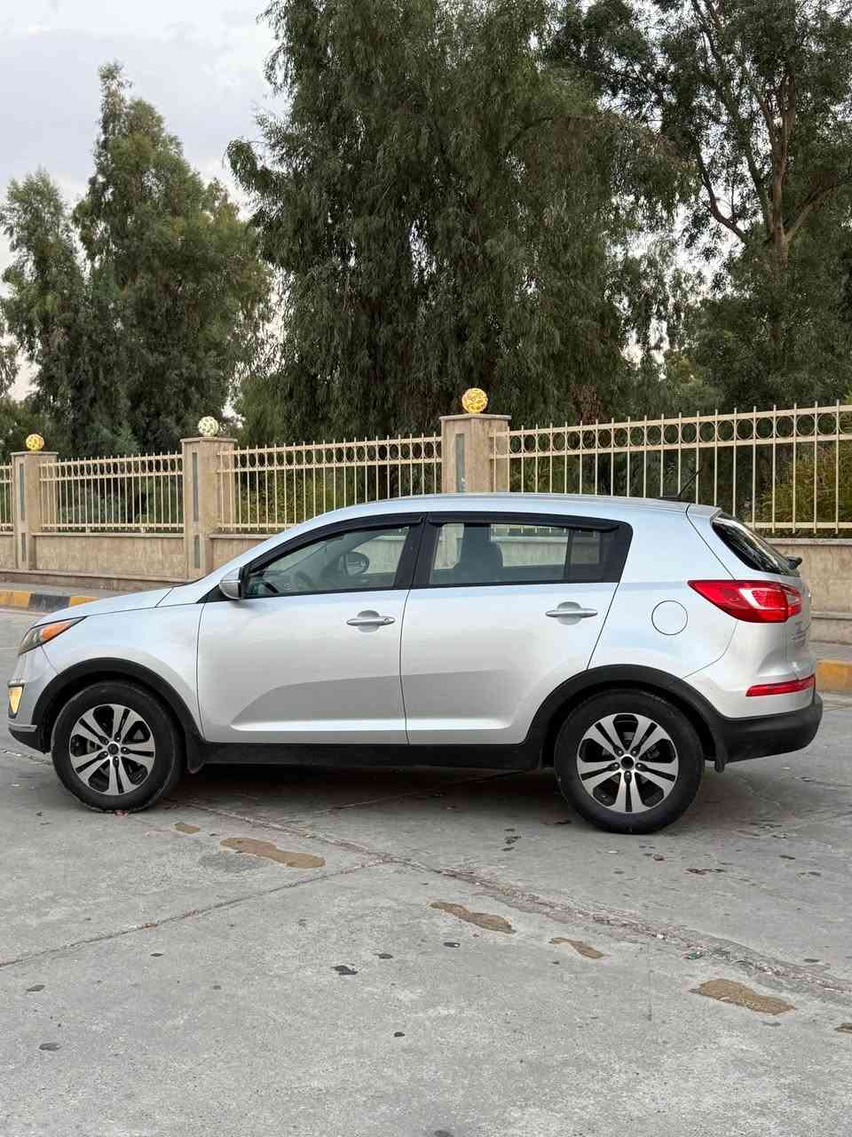 كيا سبورتج امريكي للبيع 
المحرك 2400 دوش
الگير شرط
تبريد ثلج 
ماشية 130 ميل 
تحكمات ستيرن مرايات كهرب 
الســـعر 123 بيها مجال 
*********** موصل, نينوى
