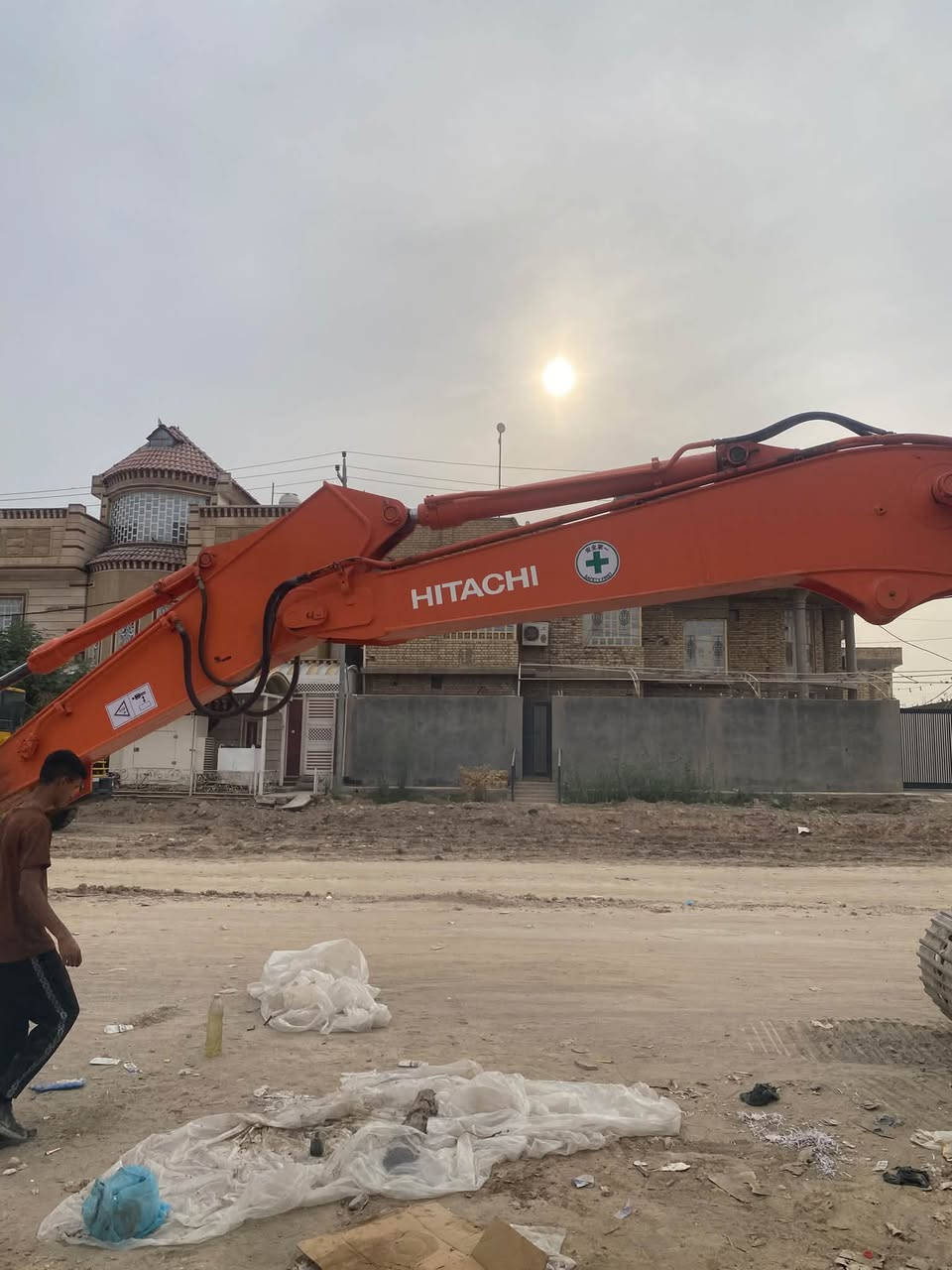 حفارة ٢٠٠٤ 210K • فايف ١٩٩٩ 200LC • جاهزة للعمل