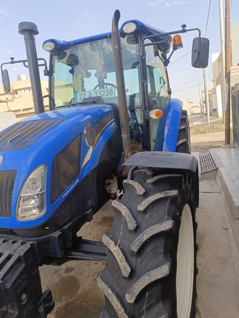 نيوهولند حجم 110 موديل 2019 فول عادي دبل كشن تاروسه هوا كير محرك تبريد كهربائيات اي نقص مابي 
مكاني كركوك دبس
***********
***********
