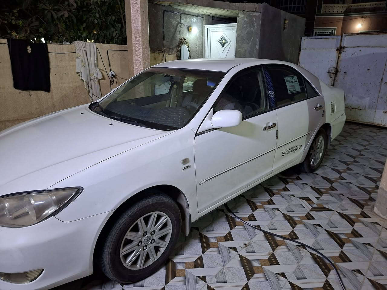 اللهم صلي على سيدنا محمد وال محمد 
كامري موديل ٢٠٠٤ خليجي داخل صاج قطعتين تبريداو  تبريد ثلج كير محرك خير من الله تخم تاير جديد رقم بغداد بسمي هزه جديده السعر ٨٧ وبيها مجال مكان السياره صلاح الدين الضلوعيه استفسار *********** قبل لا تتصل السياره بيها طخات خفيفه بدون دواخل ابيع حزام مكفوله من كص من كلبه كفاله من تكم ااسياره مال جناي
