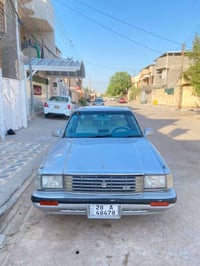سيدان • موديل 1990 • قديم