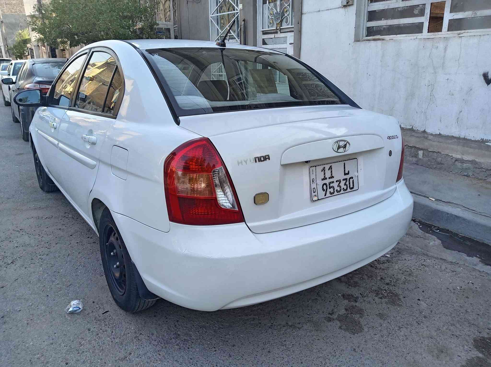 هونداي  أكسنت خليجي ٢٠٠٩  محرك ١٦٠٠ دبل قطره كير اوتو جام كهرباء شاشه كامره تحكم ستير سياره مكفوله من الحادث والتبديل بيها فقط قطع كلير فقط للبيع او مروس سعر ٧٨ ***********
