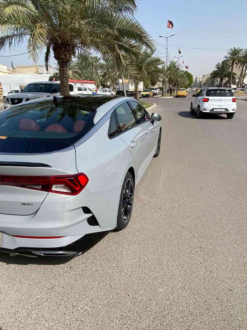 كيا ك5 جي تي • ٢٠٢٣ • داخل احمر