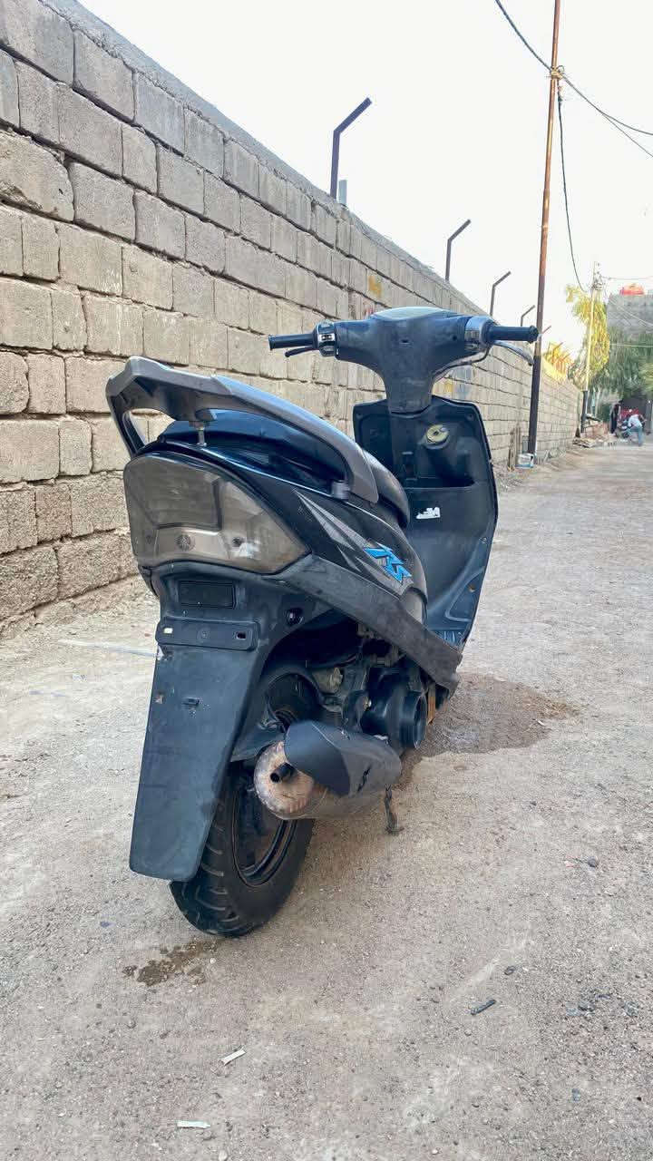 ماكس عدله للبيع الدراجه مفتوحة 
ماتنقص ولا بيهه تبخير .تشتغل هندر سلف .كهربائيات مو كلهه شغاله مكاني بصرة الجباسي 
رقمي *********** سعر 500
