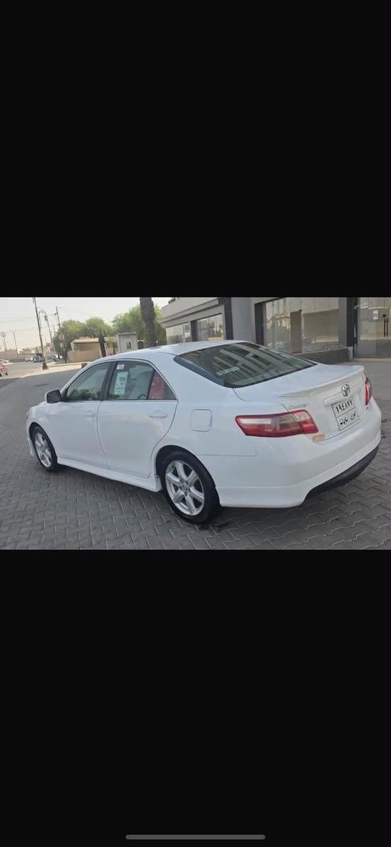 تويتا كامري ٢٠٠٩ ره قم سليمانيه شرط تحويل وكاله موصفات SE فول عدد سلايت كيرومحرك شرط بدون بوخار بدون صوت حداديه جديد ٤تايرات جديد تبريت ثلج سياره جاهزه 
بي نوص جاملخ صبوخ ويا ٣ مه كانات تعديل بارد بدون حالوب بدون تبديل مكاني كركوك سعر ١٠٥ 
***********
