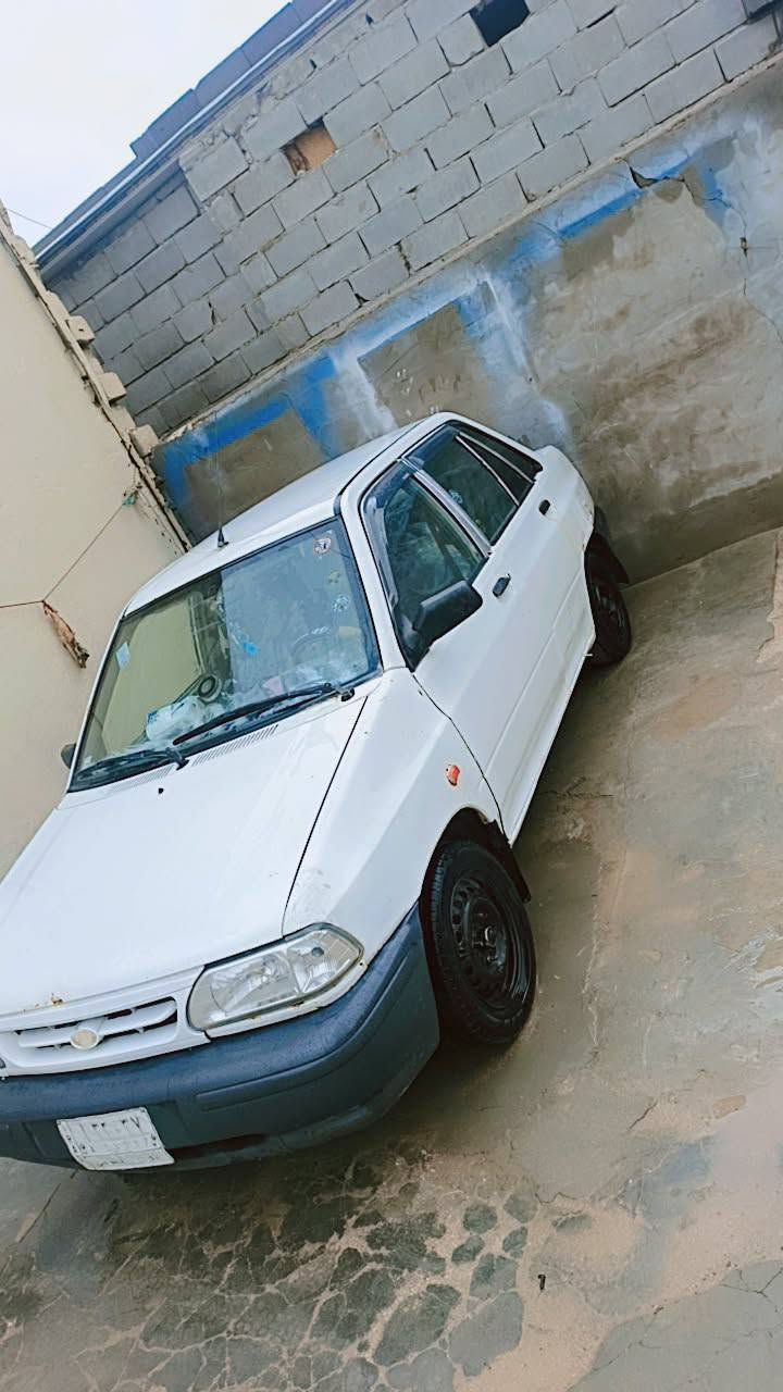 سلام عليكم سايبه للبيع موديل 15 جير ومكينه نظاف توايرها نص عمر السنويه منتهيه للعشري 20 سياره بالبصره سعرها 22 وبيها مجال للشراي رقم التليفون ***********

