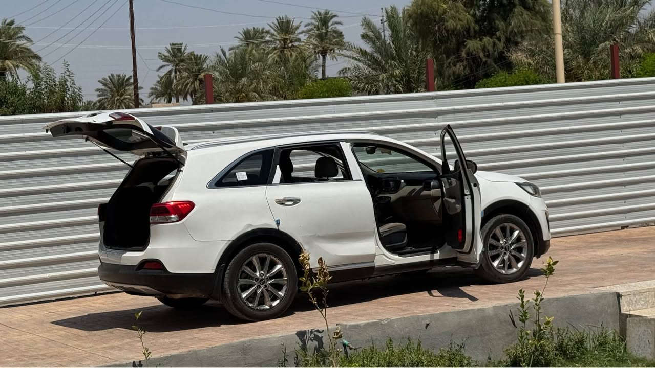 السلام عليكم 
سيارة سورنتو سبعه راكب  موديل ٢٠١٦ 
رقم بابل دولي ٦سلندر خليجي 
للبيع السعر ١٥٥ بيهه مجال بسيط للشراي كير محرك صدر تبريد خير من الله   
السياره واكع عليهه عامود كهرباء على القماره سونار اخذت الهه البارحه اذا شراي ادزلك سونارهه على الواتساب  على الرقم ***********  مكاني بغداد ابو غريب الفلوجة, الأنبار
