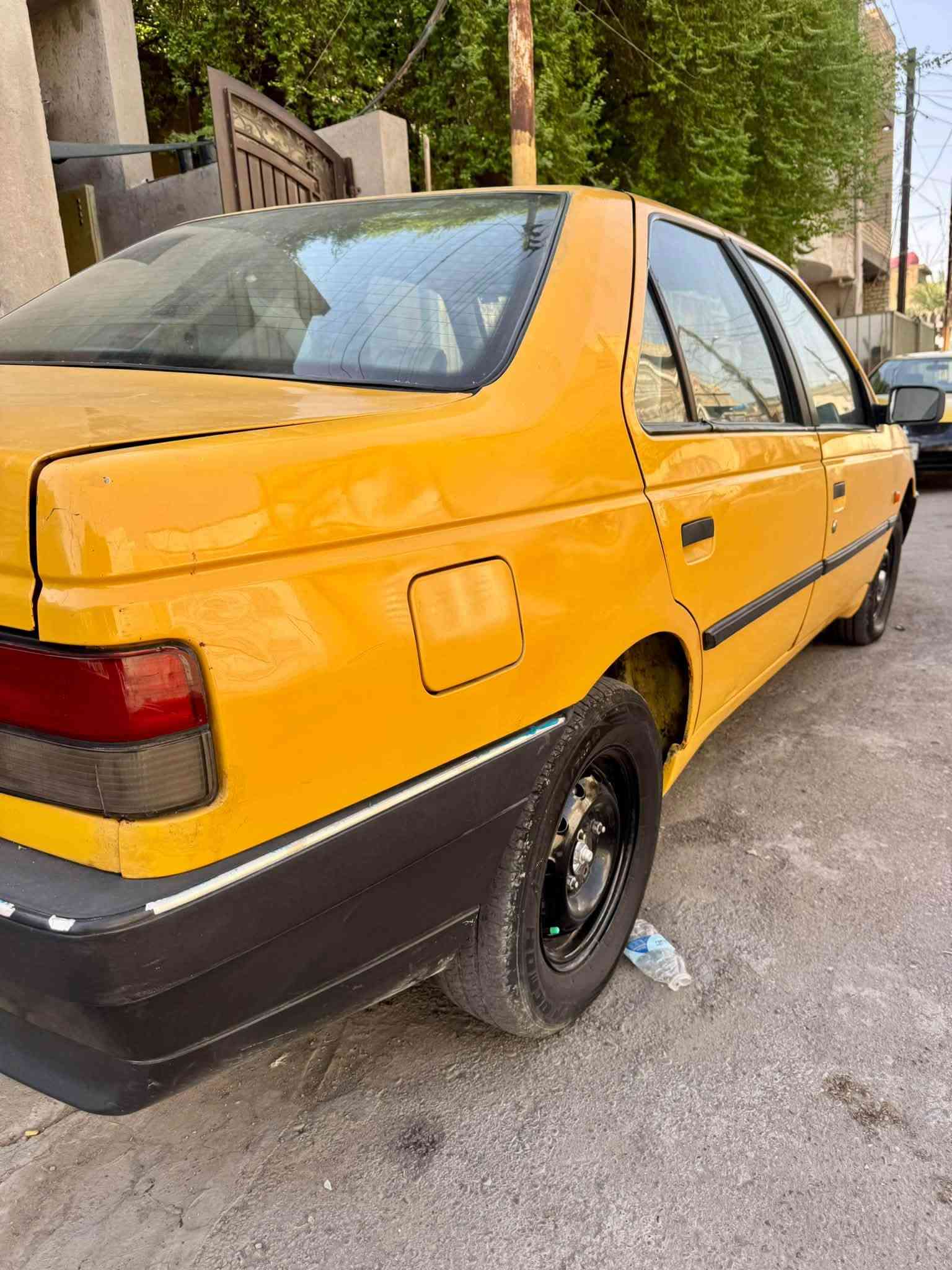السلام عليكم 

بيجو روى 🌻
موديل 2009 سيارة نظيفة ومتعوب عليها واحلى من الصور
اي نقص مابيها من كهربائيات من تبريد من صدر محرك مكفول 
اكسل كوري يعني ماكو شي اسمه ونه وصوت ماشية 235 
مكان السيارة بغداد الشعب بــ ٢٩ $ وبيها مجال 
***********
