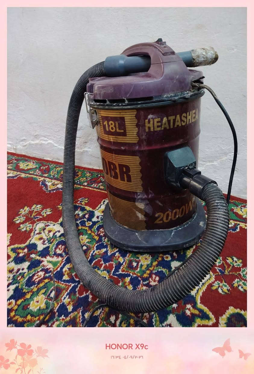 عندي غراض البيع مبرده كونفيره سعره 75ثلاجه سعره 65مكنسه كهربائي سعره 40مكاني بغداد مدينه الصدر التواصل على الواتساب ***********
