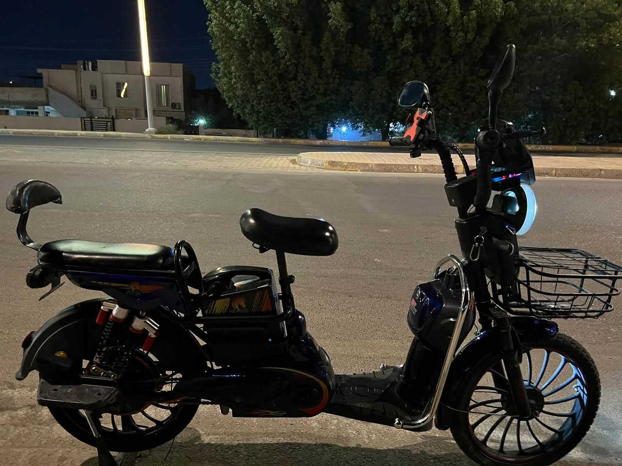 سلام عليكم ماطور شحن للبيع نظيف ومثل ما موضح بل صور وعل فحص  ما بي اي نقص
المكان /الرمادي

السعر (375)

للتوصل على الرقم***********
