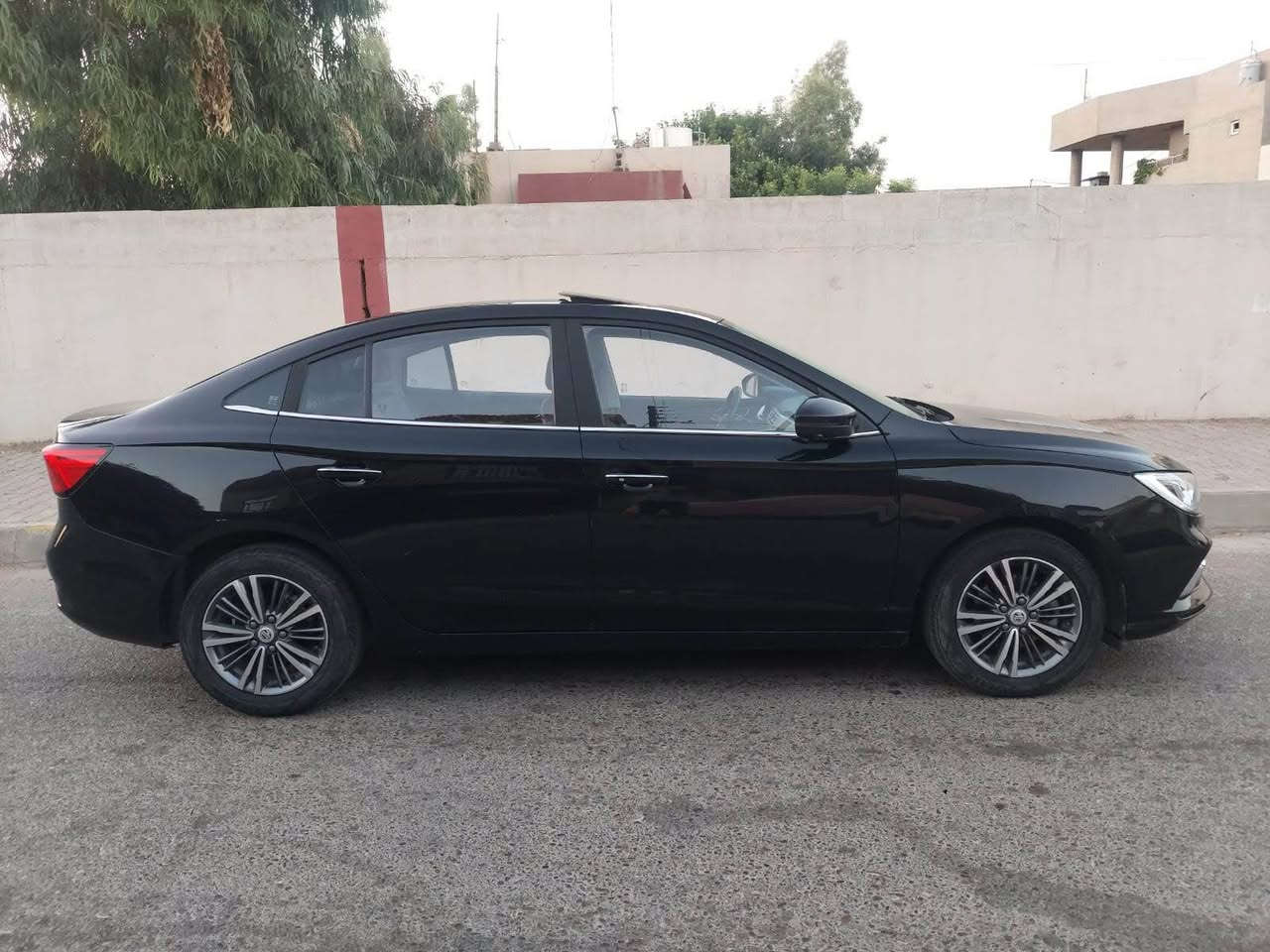 MG  5 2024 
أم جي 5 2024 
مستعمل دبي
5 كامرات 
سقف سلايت
كشنات جلد 
شاشه جبير 
ماشيه 49 الف 
محرك كير شرط 
سنويه باسمي
بنيد صبغ بدون دواخل بدون ارباك
صندوك صبغ بدون دواخل بدون ارباك
السعر// 98 مجال بسيط
***********
عنوان كركوك كركوك, العراق
