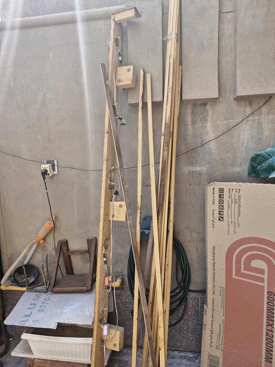 اعادة النشر بسبب الوعود الكاذبة
خشب كان ديكور غرفة طول كل قطعه مترين نظيف جدااا قيم واخذ بما يرضي الله تواصل واتس اب ***********
مكان بغداد
