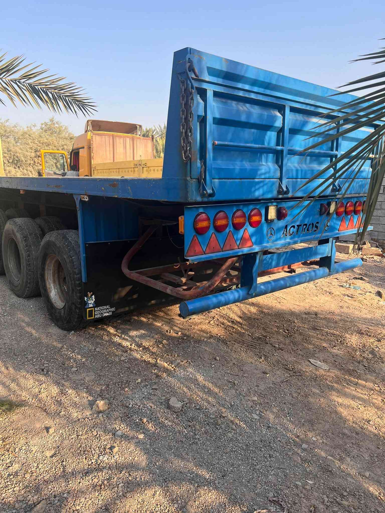 سلام عليكم عربانه حدادي 4 محاور تخم تاير مكفول كفاله عامه طول 13. 30 شريط عالي اعله شي حداد عادل المعيدي بغداد جرف شاصي 16 دناكير ثنين 14 وثنين 13 الماني 
سعر 140 وبيه مجال مكانه دوانيه ***********
