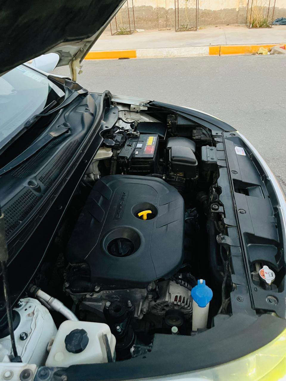 KIA sportage 2016  
خليجي كلين مكفوله كفاله عامه (فقط باب السائق الايمن بي طخه بسيطه ) 
محرك. كير. مكفول.  حداديه جديده. طخم تاير جديد 
كامره خلفيه. حساس خلفي. مثبت سرعه. 
السعر 155و بي مجال بسيط 
العنوان ديالى 
للتواصل :

‭***********‬

‭*********** بلاد رز, ديالى
