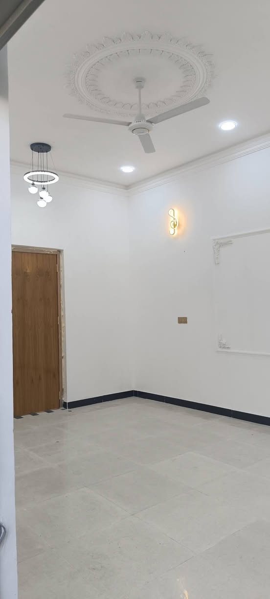 #ياالله #جبنالكم #دار #سكن
#المساحه 170متر

نوع العقار طابو صرف زراعي سند 25

وكاله مع نسخه من الطابو مع وكاله 

يتكون الدار من غرفتين منام

وصاله ومطبخ وديوان وصحيات داخل وخارج وطرمه متوفر كافة الخدمات

ماء كهرباء تبليط اناره💡مدارس سوك

كلشي يمك وبصفك

العنوان البصرة ابي الخصيب شارع المحكمه السعر المطلوب 85 مليون وقابل للتفاوض

ابو مهدي

***********

نستقبل جميع العروض العقاريه
