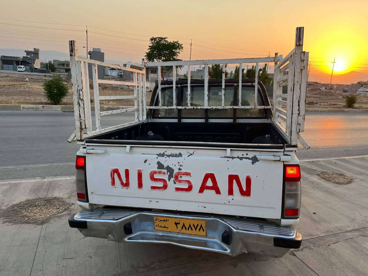 بەناوی خوای گەورە
نیسان پیکاپ ٢٠٠٢ 

ئاڕمی پلاستیکی سلێمانی بە شەرتی ئەوەلیات و غەرامە 

گێڕ و مەکینە و ئەکسل و تەبرید و هەموو گیانی بە شەرت

لێدراوی هەیە 

نرخ: 72 وەرەقە و مەجالی برایەنەشی تێدایە

بۆ زانیاری زیاتریش پەیوەندی بکەن بەو ژمارەیەوە ***********

ئەدمین🖤
