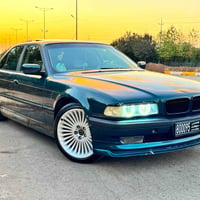 بي إم دبليو 728i • ١٩٩٦ • جلد أصفر