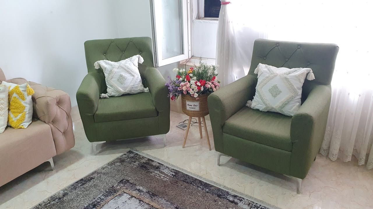 قەنەفەی ئێڵ و دوو تاک 10 نەفەری بە3 تەپڵەکەوە.. ڕەنگی بێجی و سەوزی گیایی ۆ تۆکمەو بێ عەیب بۆ فرۆشتن لە سلێمانی 280هەزار و مەعامەلە
***********
***********
قەنەفەی ئێڵ و دوو تاک 10 نەفەری بە3 تەپڵەکەوە.. ڕەنگی بێجی و سەوزی گیایی ۆ تۆکمەو بێ عەیب بۆ فرۆشتن لە سلێمانی 280هەزار و مەعامەلە
