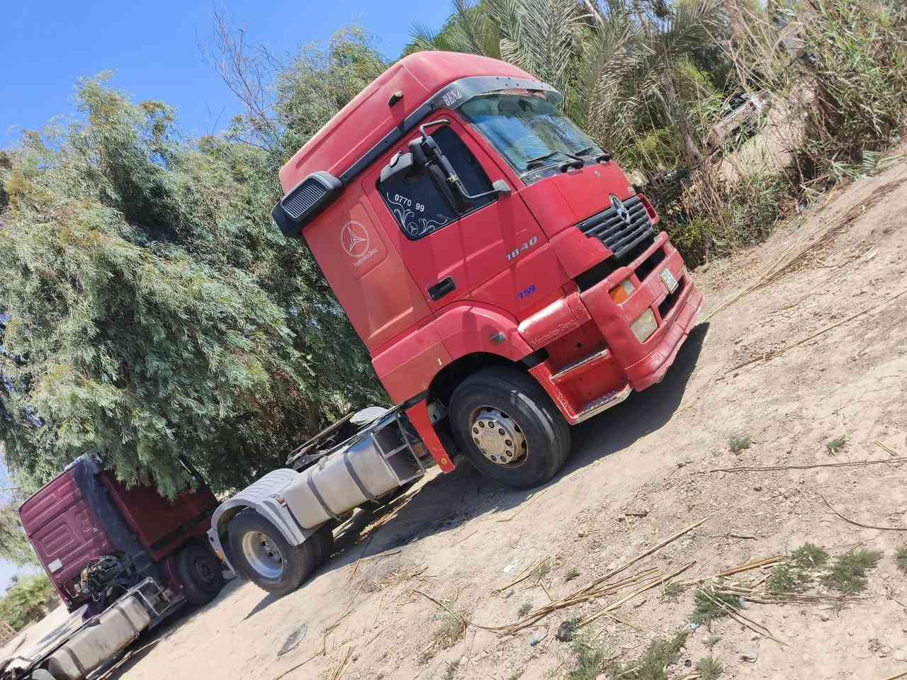 البيع كسور موديل 4 كفاله تخم تاير حجم 40 كير كهربائي رقم نكليزي بسمي  شرط تحويل مربوطه فلات ذات جوانب متحركة  مكان كربلاء سعر ١٥٥ وبيه مجال ستفسار ***********
