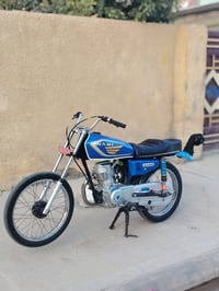 دراجه للبيع رابيدو صارلها 4اشهر من معمره السعر 700وبيها مجالي قليل مكا...