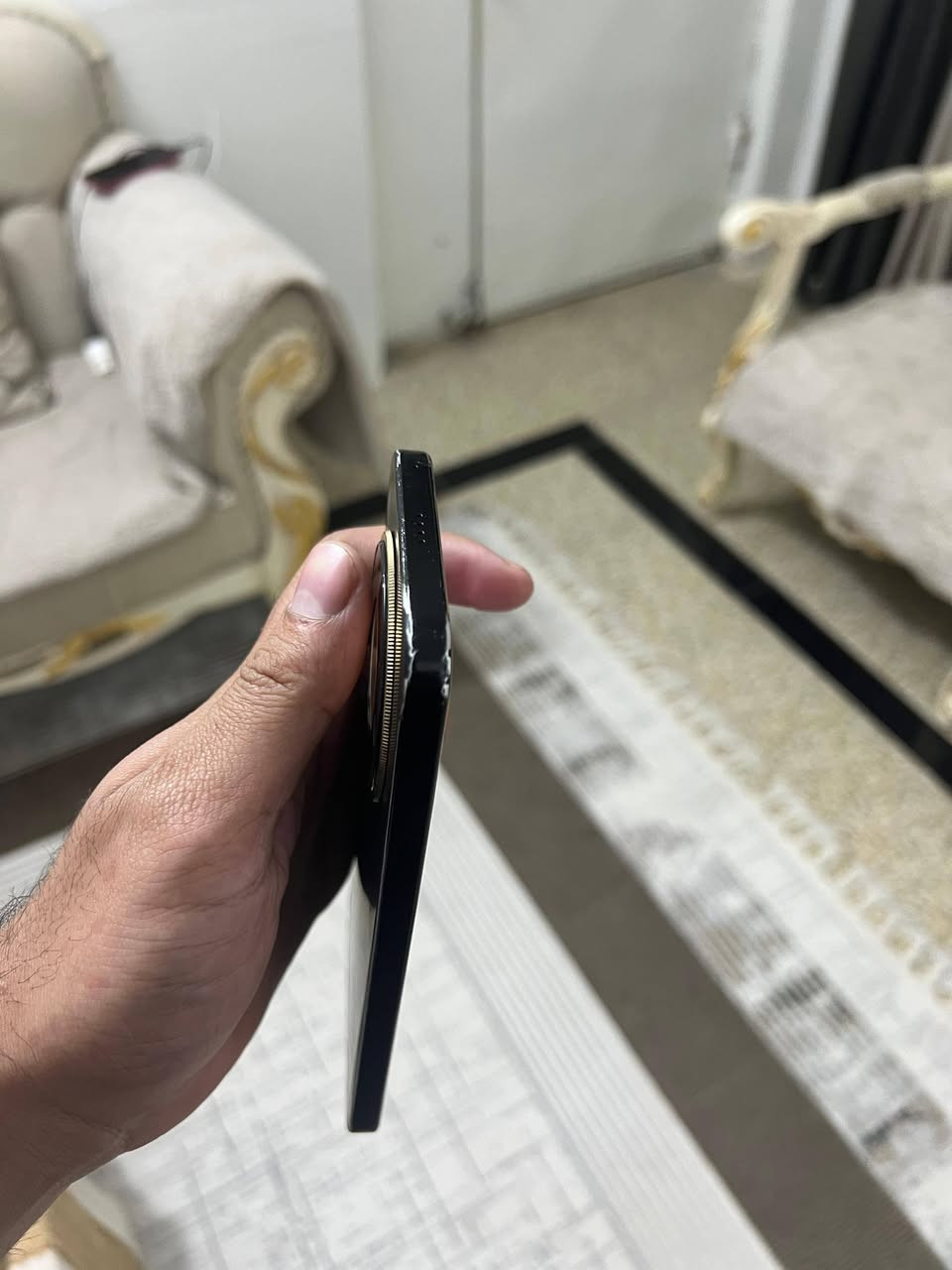 جهاز هونر x9d جهاز نضيف واي مشكله مابيه شحنه ما يصرف ابد وكلشي شغال بيه يعني نضيف ذاكره 256 
للاستفسار *********** او المراسله
