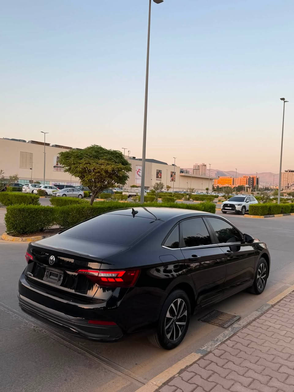 Jetta 2024
الون اسود رقم كاتي تترقم شمالي مواصفات S صبغ بنيد فقط بدون دواخل بشرط حتا دعامية مابية صبغ راديتر بيلادي صورة حادث موجود ارباك ستيرن بردة طاك راجع سيستم بيلادي محرك 15 توربو حجر بيلادي رادار موجود كير محرك بشرط ١٨ الف ماشية مابية مسرف سعر $133 مجال حق جية 
📍مكان سيارة سليمانية 
***********
