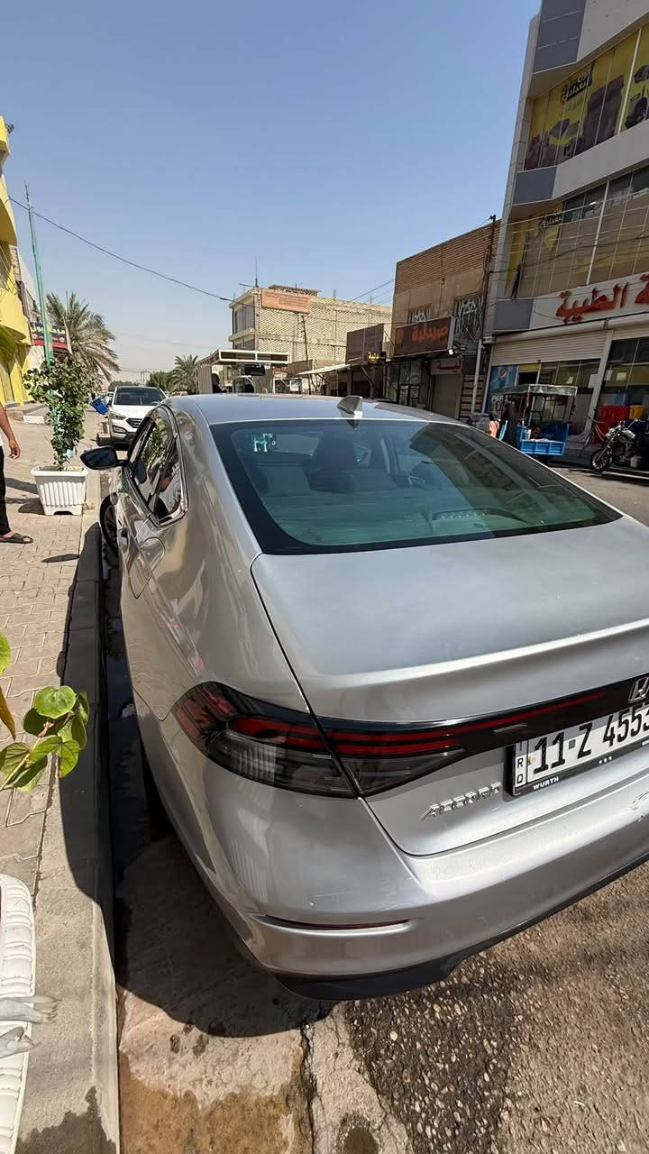 السلام عليكم ورحمة الله
هوندا اكورد 2023 EX

 128$ وبيها مجال 

بغداد معوقين 

وكالة عامة باسم المشتري 

مواصفات الـ EX معروفة 

ماشية 52

كاملة بدون نقص حدادية تبريد محرك كير عدا الرادار  

حادثها أربع قطع وصبغتها حزام للجمالة 

1HGCY1F37PA020202

***********
