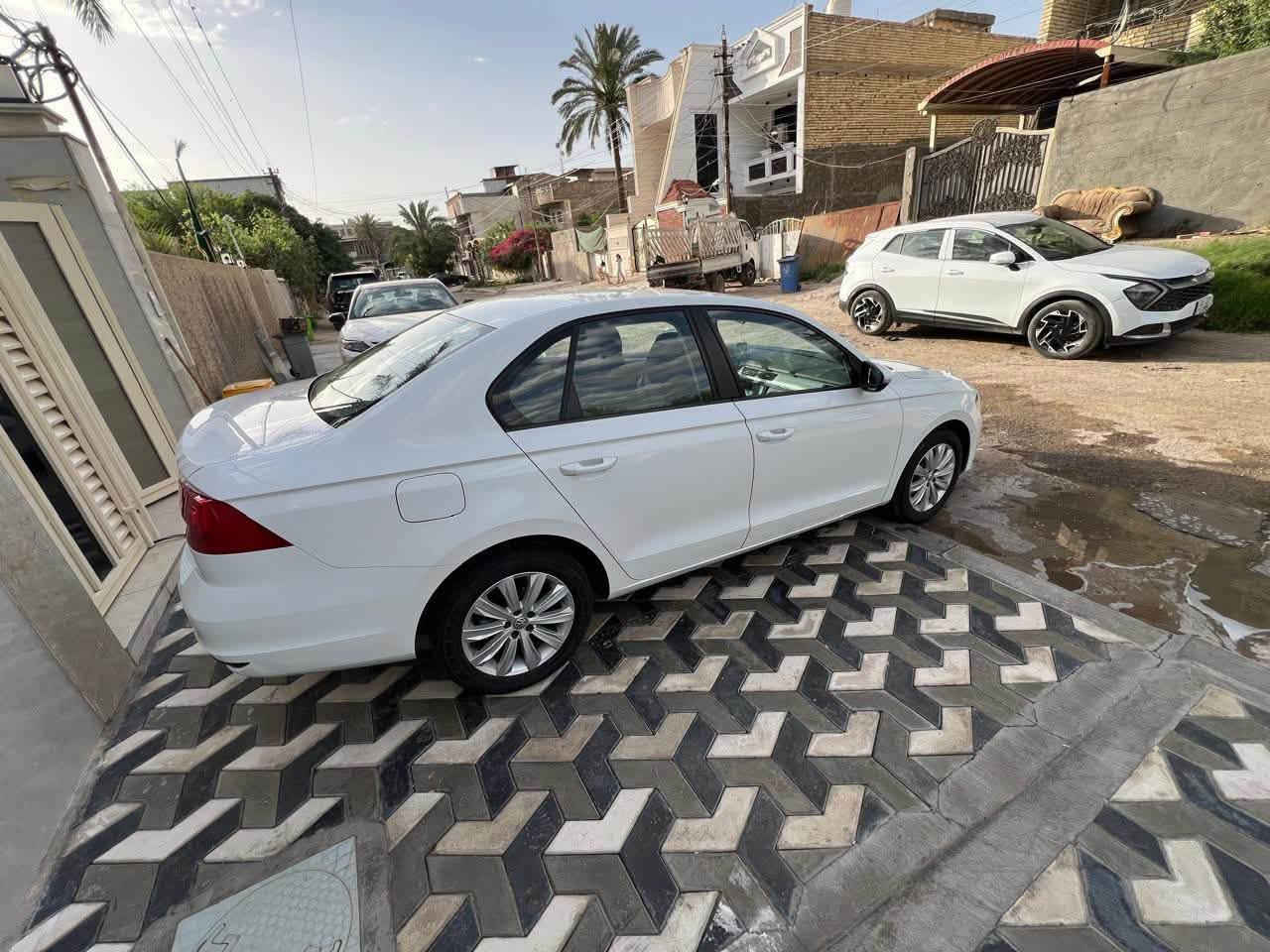 بورا • ٢٠٢٢ • ٦٠ الف