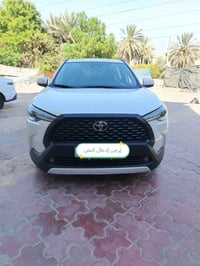 للبيع كورلا كروس ٢٠٢٤ سياره جاهزه مابيه اي نقص مكفوله من الصبغ والضربه...