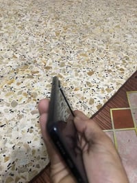 اخوان جهازPOCO M4 Pro جهاز بلادي ما مفتوح بيه بس هاي الضربه فقط للبيع ...