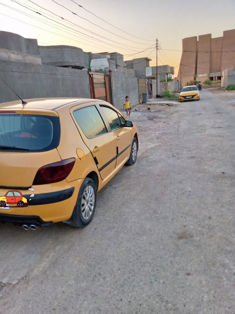 ٢٠٠٦ • باسمي • محورة كورلا ٩٣